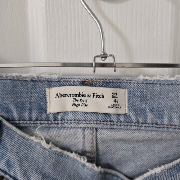 Abercrombie And Fitch The Dad High Rise Straight Leg Jeans Asymmetric Size 27/4 - Picture 4 of 7